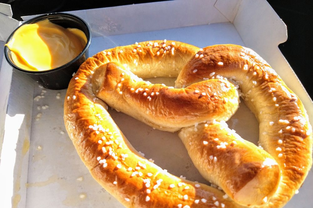 Brezel (Soft Pretzel)