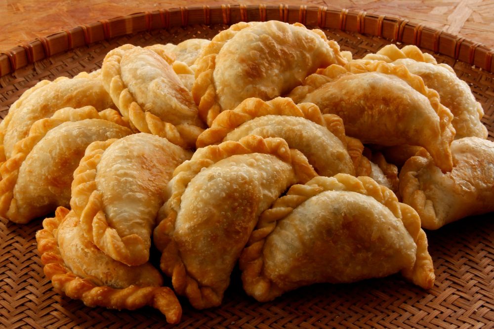 Empanadas Mendocinas (Meat-filled pastry)