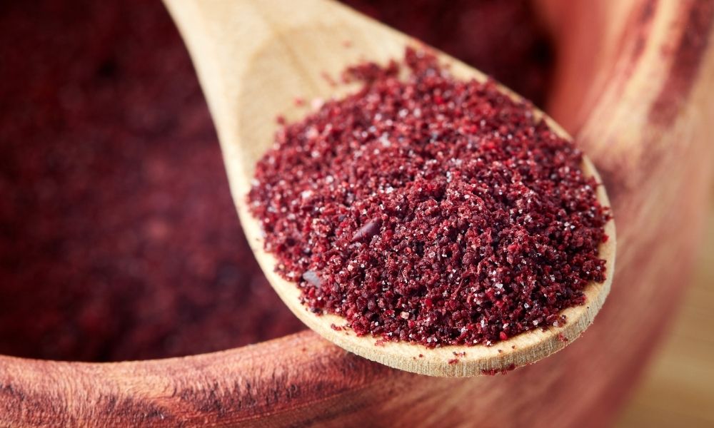 5 Health Benefits of Sumac and How to Cook With It